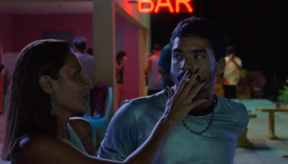 “Motel Destino”: conheça o filme brasileiro que foi ovacionado no Festival de Cannes