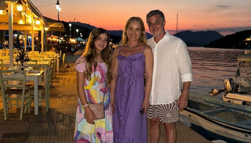 Luciano Huck e Angélica com a filha, Eva