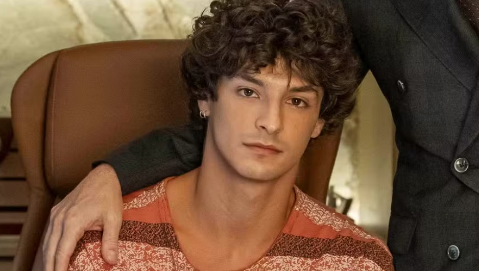 Ator de “Vale Tudo” é filho de Helena Ranaldi e sobrinho de Fernanda Torres: conheça a família