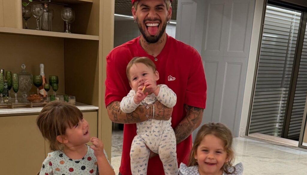 Zé Felipe e filhos