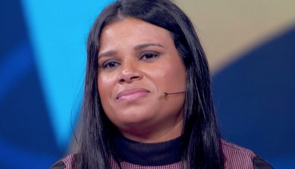 Eliza chega à "pergunta do milhão" no "Domingão com Huck" (Crédito: Reprodução/Globoplay)