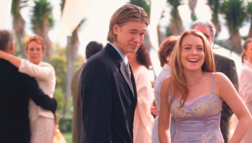 Lindsay Lohan e Chad Michael Murray em "Uma Sexta Feira Muito Louca". (Créditos: Reprodução / Disney+)