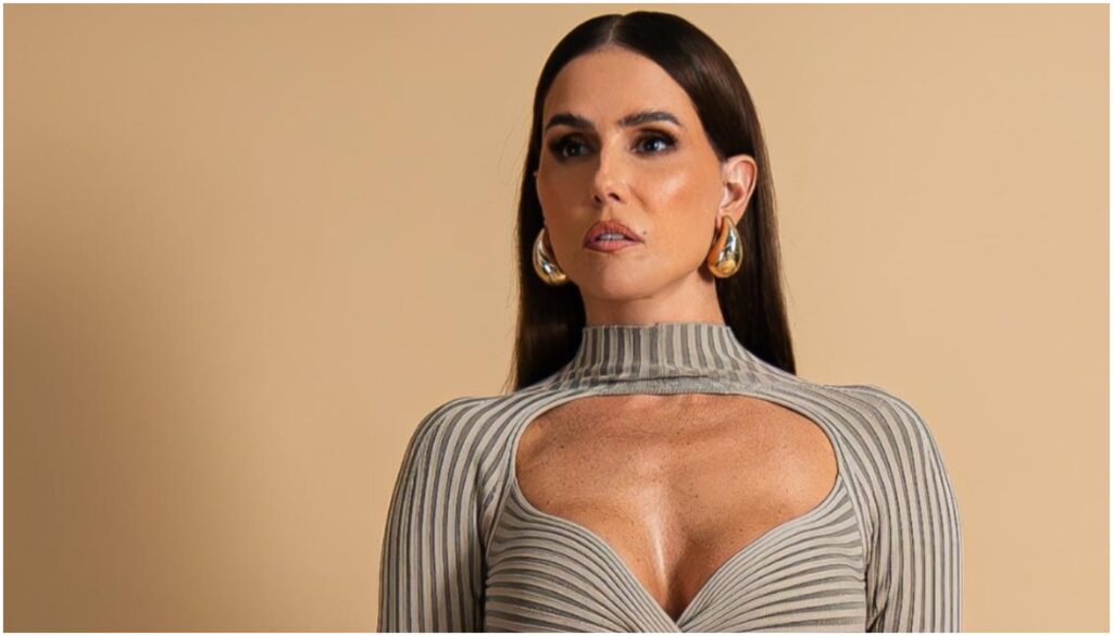 deborah secco