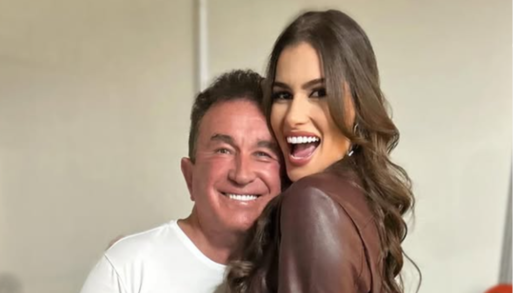 Amado Batista e esposa, Calita Franciele. (Créditos: Reprodução / Instagram @calitafransouza)