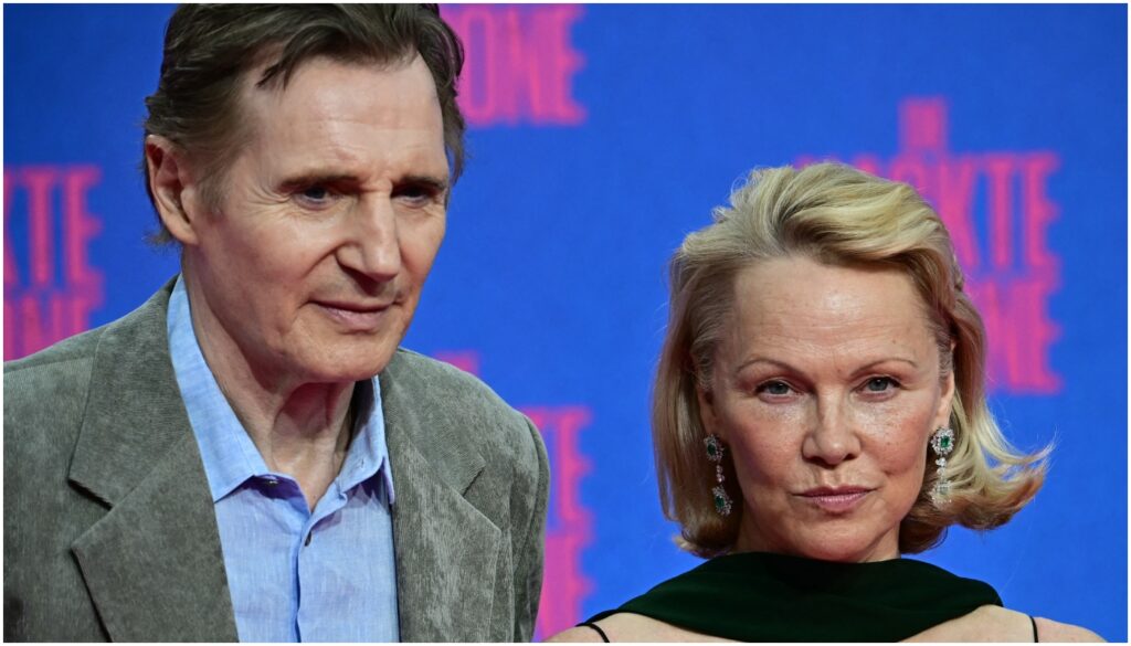pamela anderson e Liam Neeson