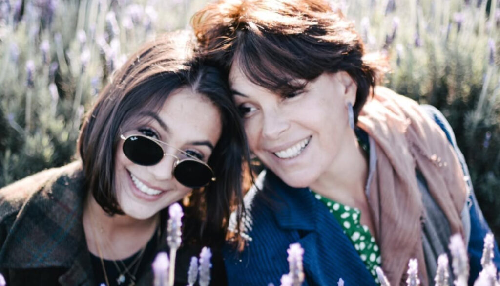 Carolina Ferraz e a filha Valentina