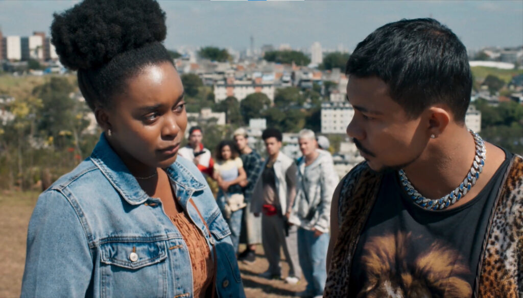 Interpretada por Luiza Rosa, Kellen é filha do pastor da comunidade Chacrinha, melhor amiga de Joélly e respeitada por todos - inclusive por Bagdá, chefe do tráfico de drogas.