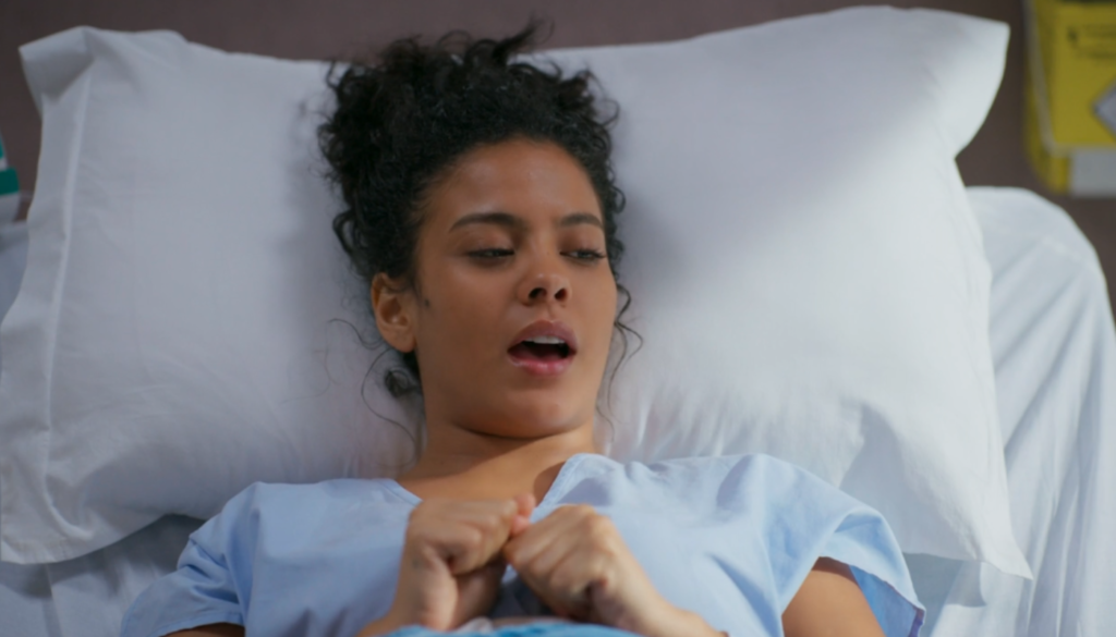 Maria de Fátima (Bella Campos). (Créditos: Reprodução / Globoplay)