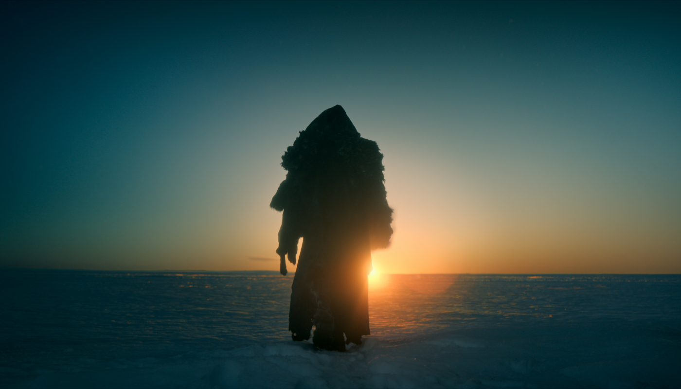 “Frankenstein” tem um dos finais mais esperançosos de del Toro: entenda a escolha da criatura 