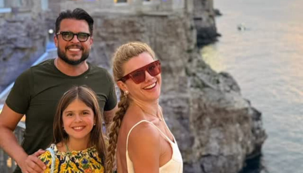 Ceará e Mirella Santos com a filha, Valentina