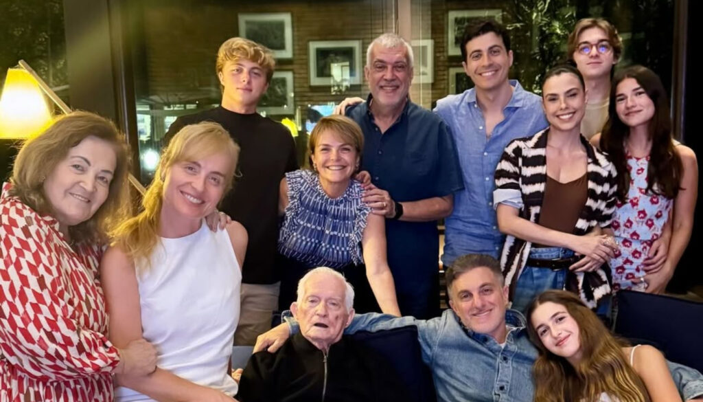 Aniversário Angélica 52 anos