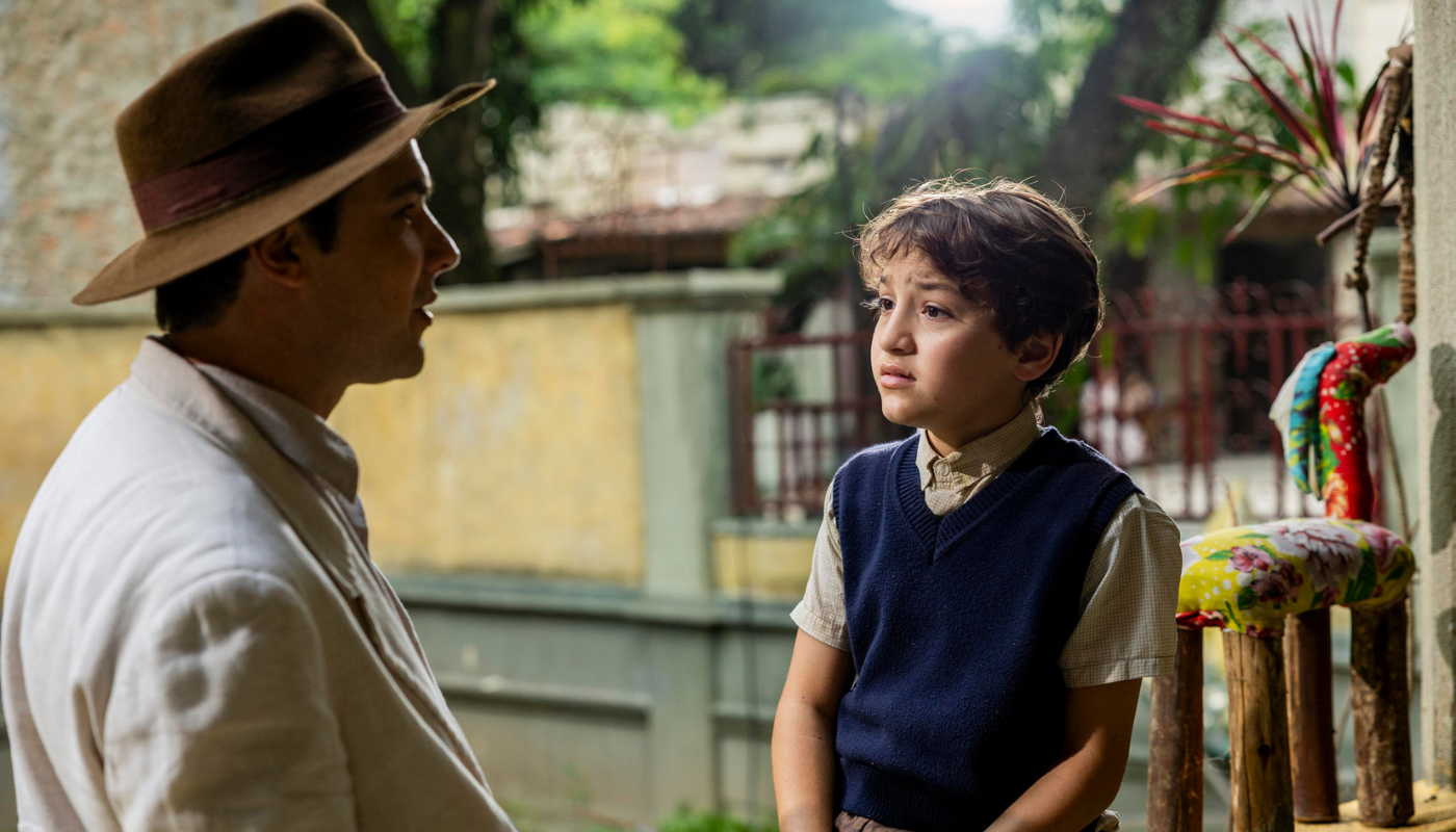 Candinho conta a Samir que é seu pai em “Êta Mundo Melhor”: fotos da cena