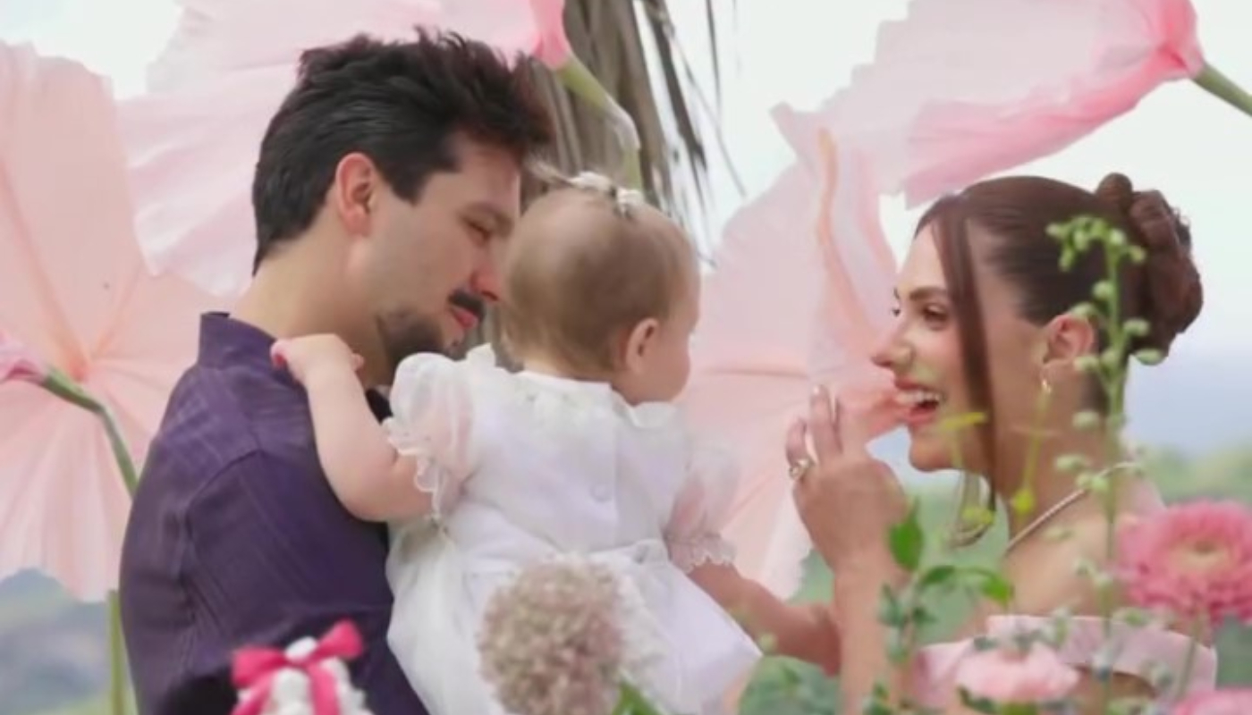 Luan Santana e Jade celebram 1 ano da filha, e calçado do cantor rouba a cena