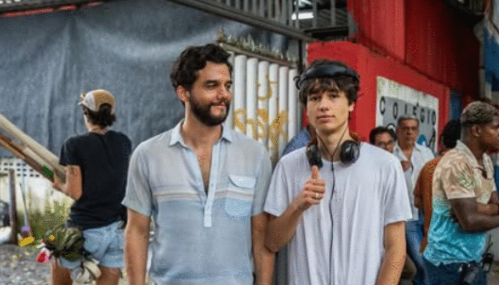 Wagner Moura com o filho mais velho, Bem. (Créditos: Reprodução / Instagram @bem_moura_)