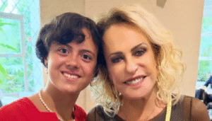 Ana Maria Braga e Joana, sua neta. (Créditos: Reprodução / Instagram @anamariabragaoficial)