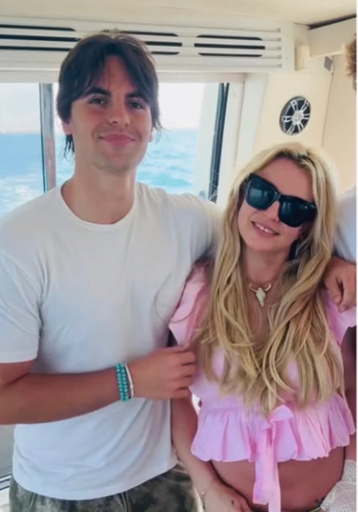 Britney Spears e Sean Federline, seu filho mais velho. (Crédito: Reprodução / Instagram @britneyspears)