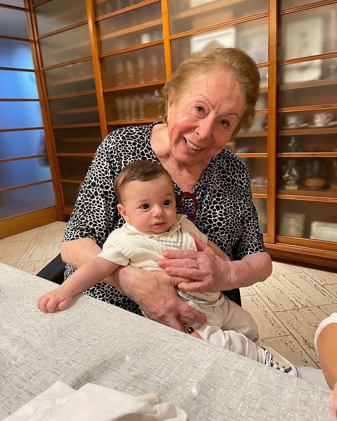 Aracy Balabanian com Luca, filho caçula de Claudia Raia