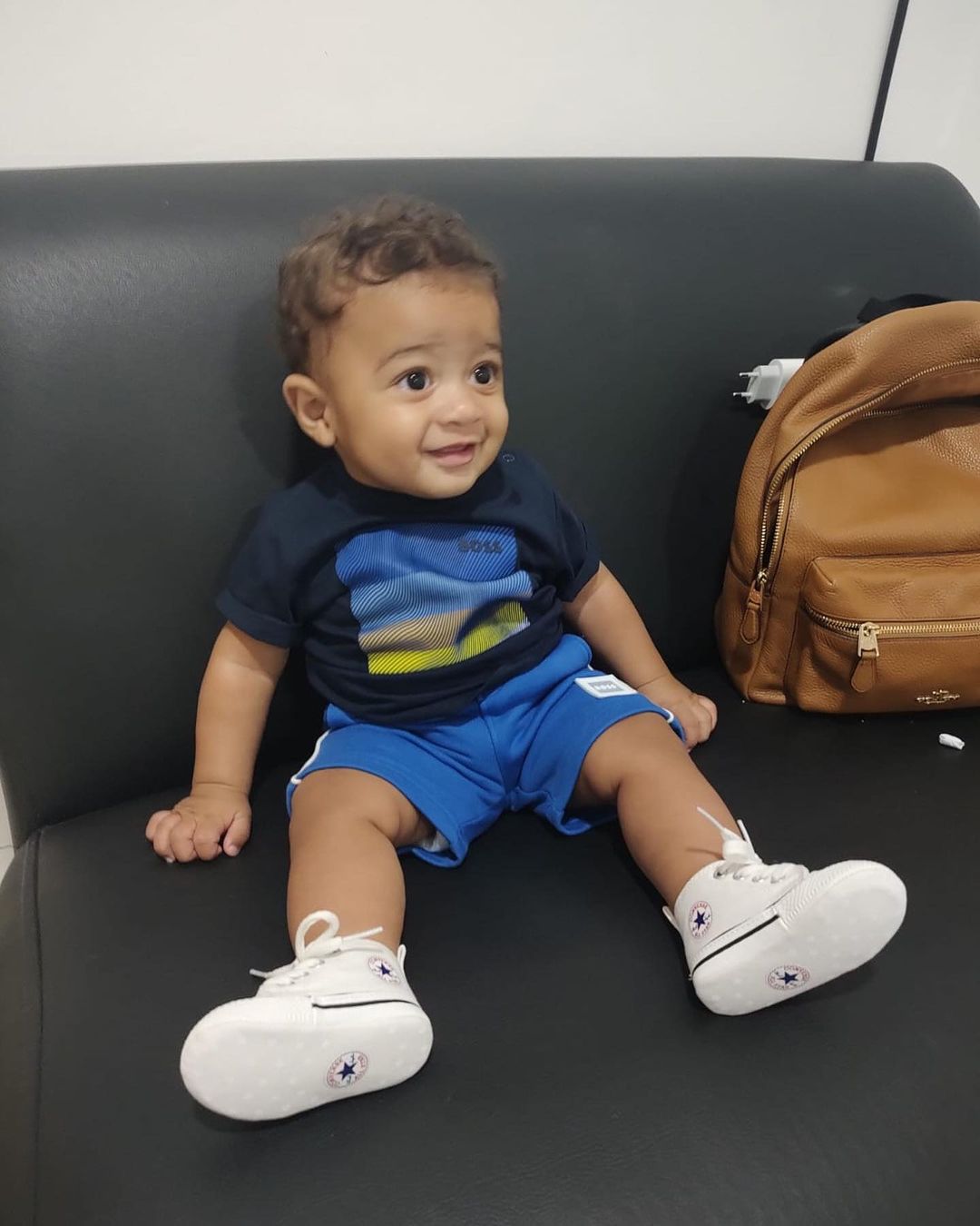 Joaquim, filho de Viviane Araújo e Guilherme Militão