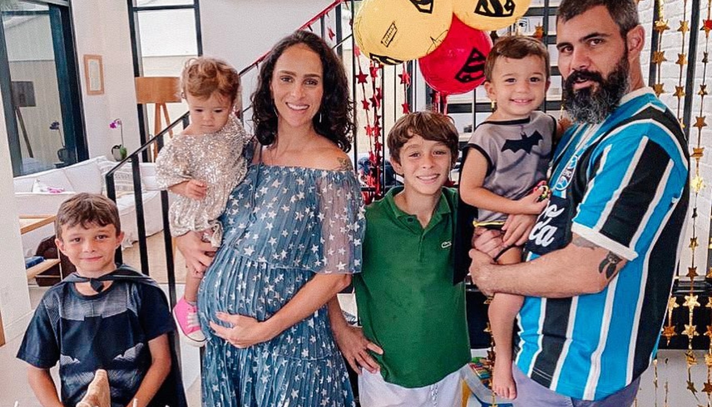 Juliano Cazarré, Leticia e os filhos