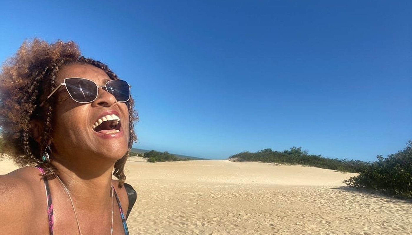 Atriz, cantora, escritora e poetisa Elisa Lucinda