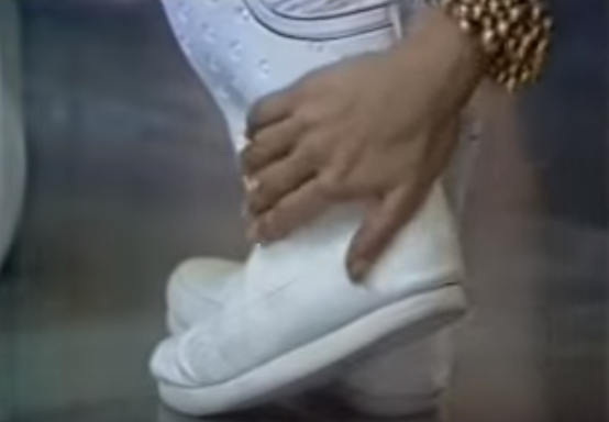 As botas da Xuxa eram um sonho de consumo das crianças nos anos 90. Você queria uma?