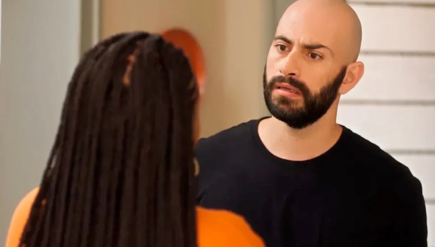 Bruna (Carla Cristina Cardoso) e Jairo (Lucas Oradovschi) em