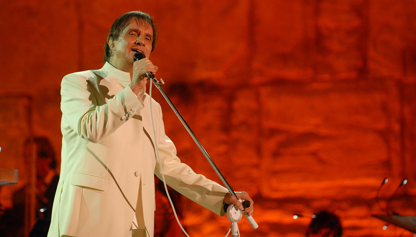 Cantor e compositor Roberto Carlos