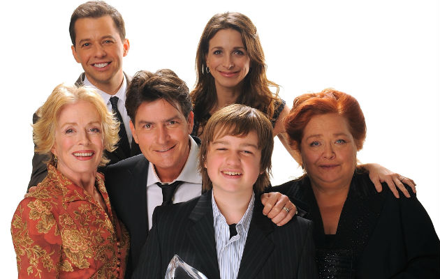 Charlie Sheen revela ser HIV positivo e fala sobre chantagens, sexo e drogas