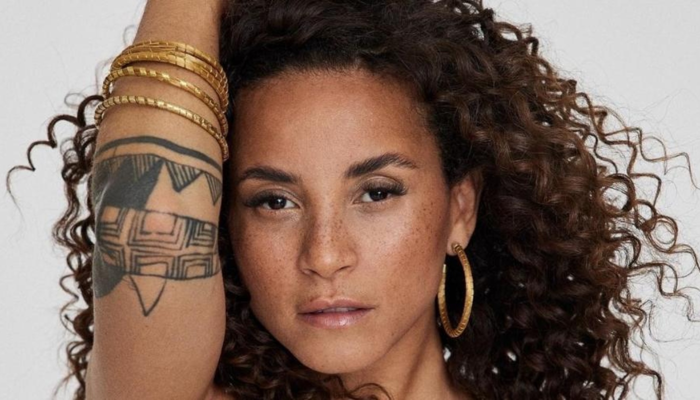 Domitila Barros