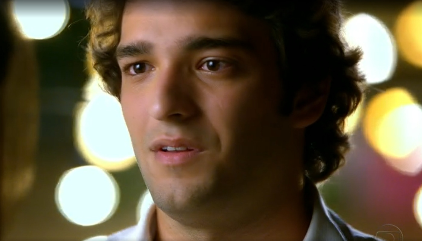Elano (Humberto Carrão) em