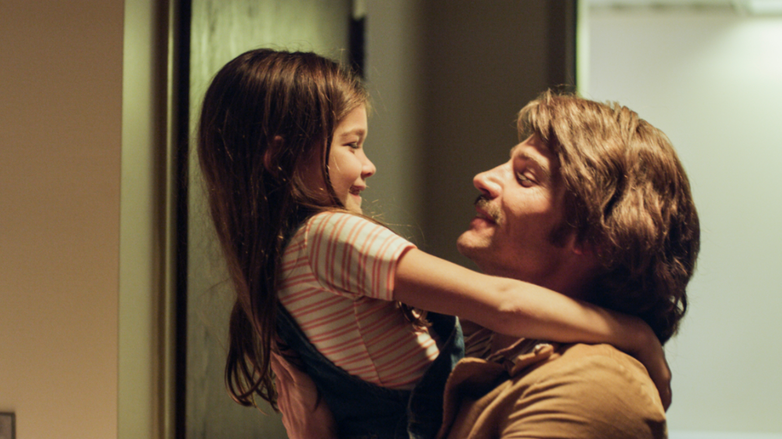 Mike Vogel e Haley Rosenwasser em