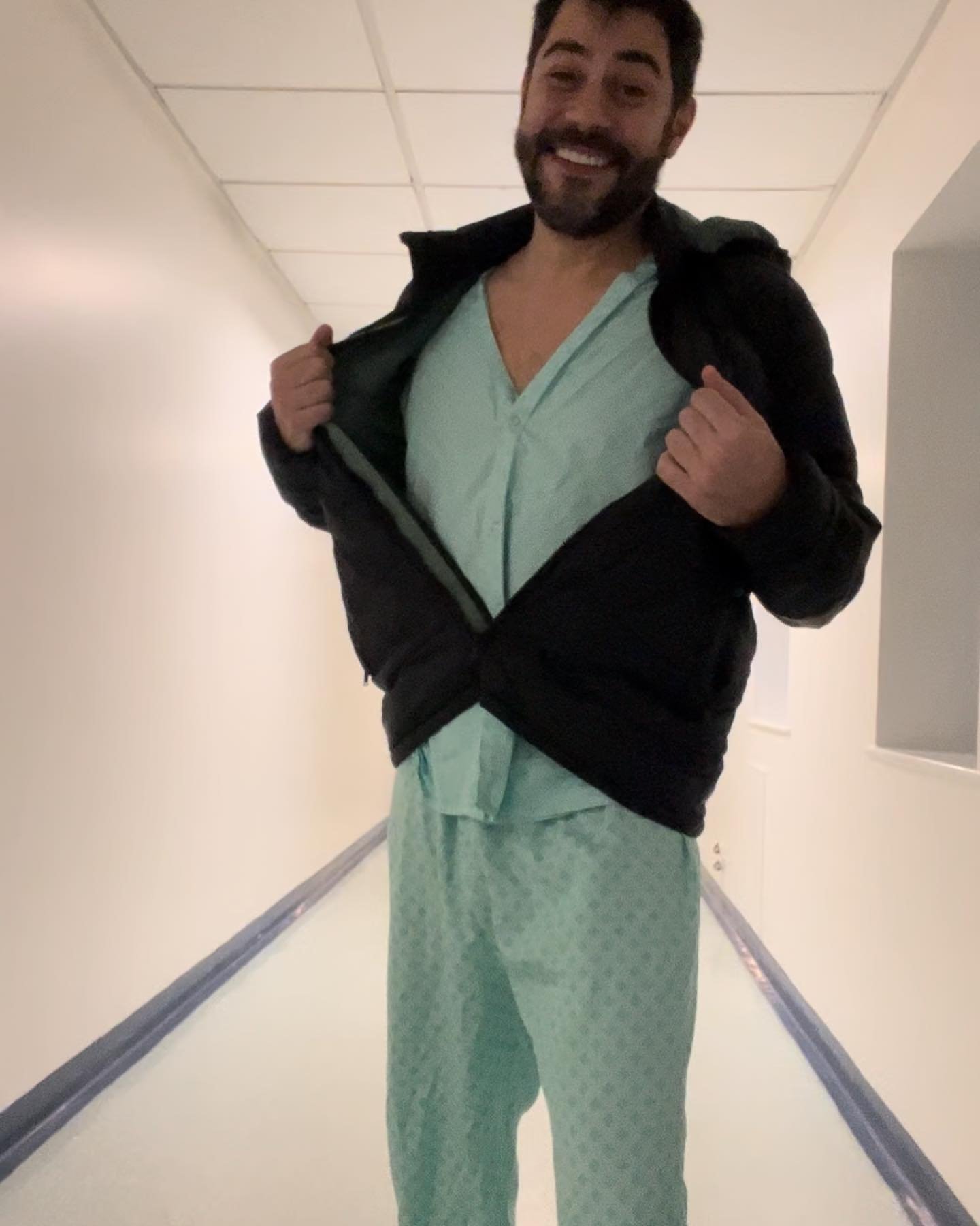 Evaristo Costa durante internação por sepse urinária decorrente da Doença de Crohn