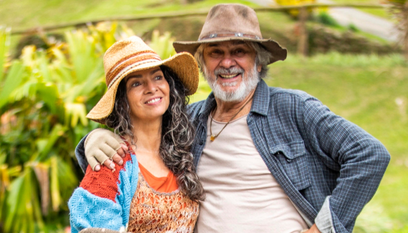 Fábio (Zé Carlos Machado) e Dora (Claudia Ohana) em