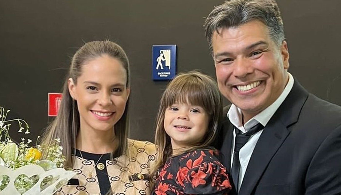 Mauricio Mattar, a esposa Shay e a filha, Ilha