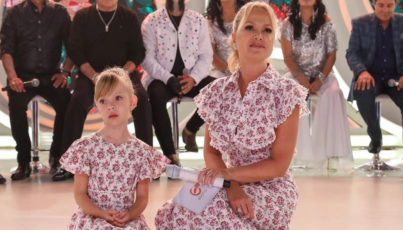 Manu no palco com Eliana