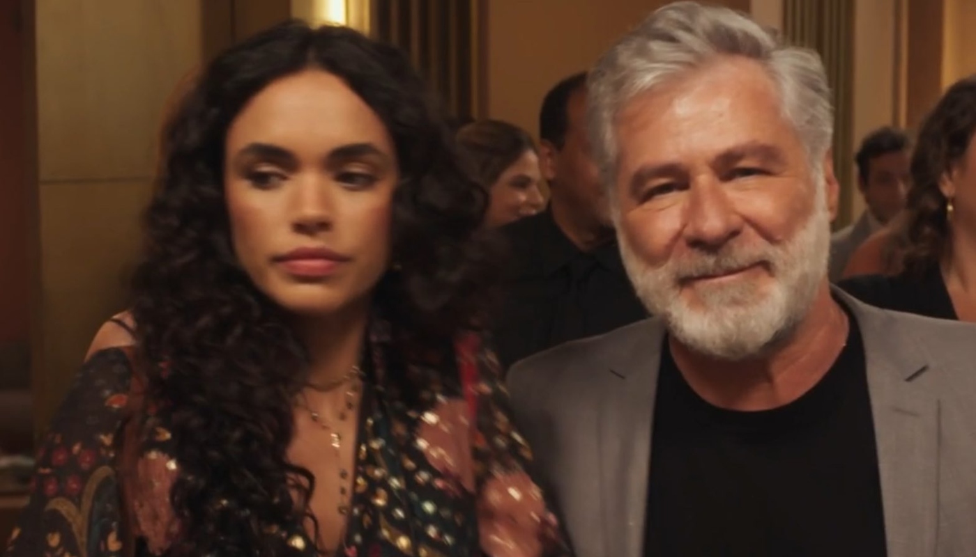 Luna (Giovana Cordeiro) e César (Leopoldo Pacheco) em
