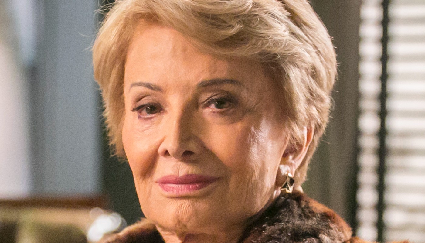 Gloria Menezes