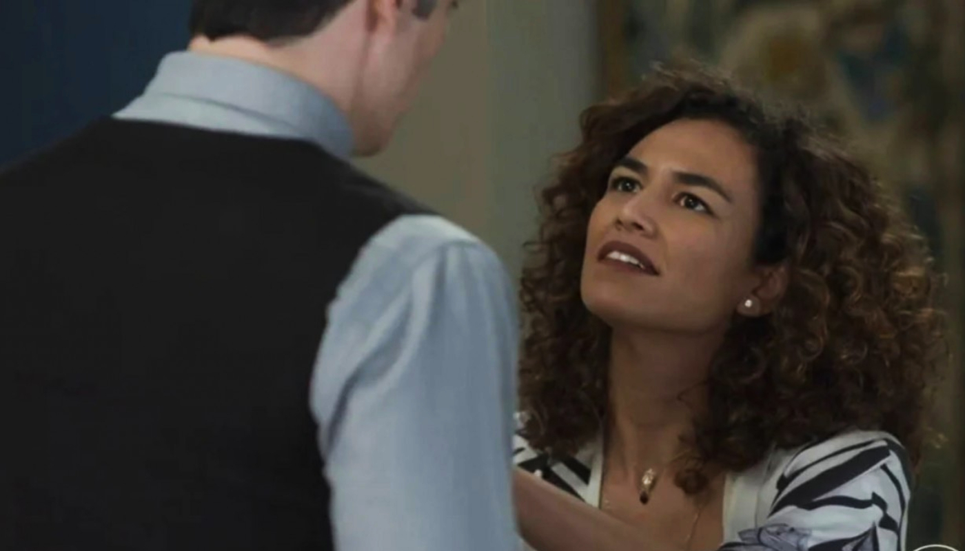Rose conversa com Guilherme em