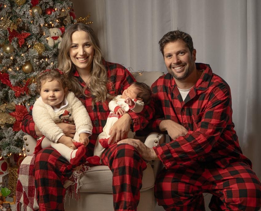 Gustavo Leão vive nos Estados Unidos com a esposa e os dois filhos