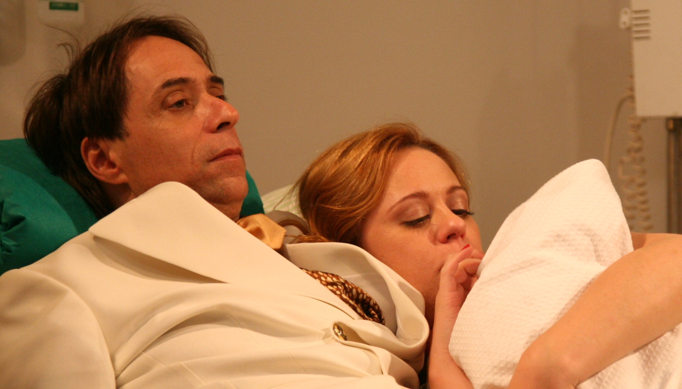 Agostinho (Pedro Cardoso) e Bebel (Guta Stresser)