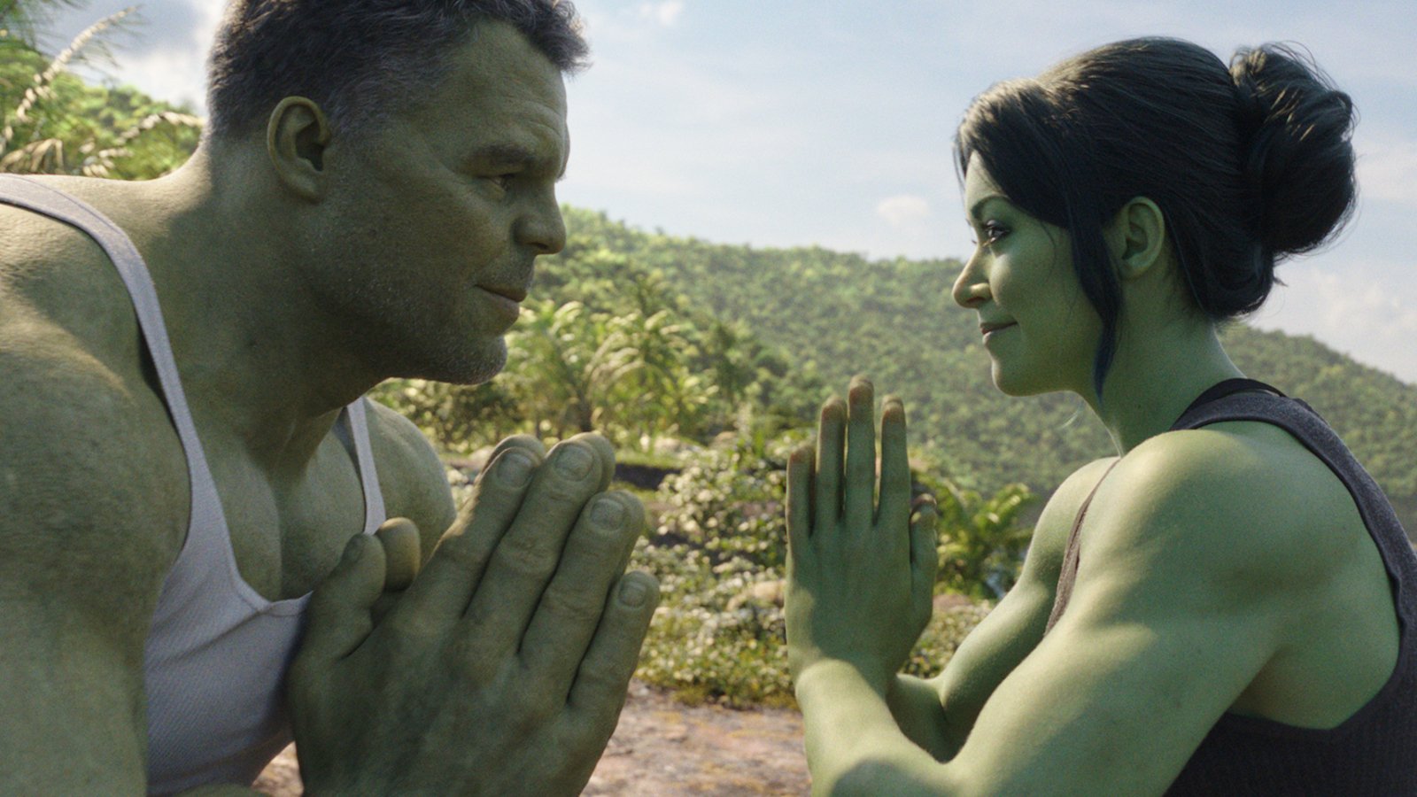 Hulk (Mark Ruffalo) e Mulher-Hulk (Tatiana Maslany) em 