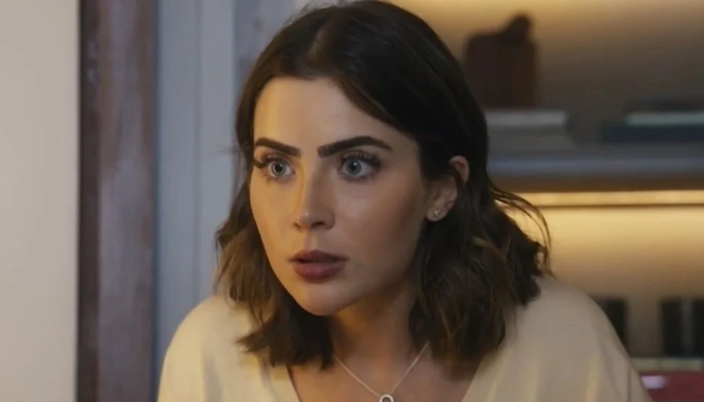 Jade Picon como Chiara em 