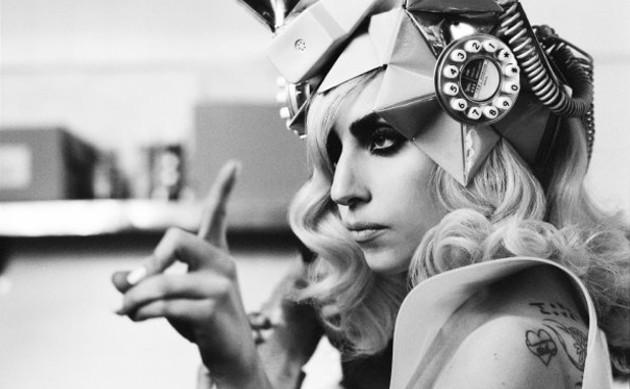 11 artistas que são a favor da pirataria