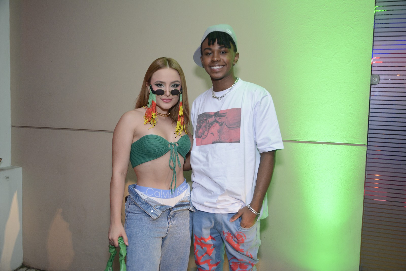 Larissa Manoela e Jean Paulo Campos no aniversário de Ludmilla.