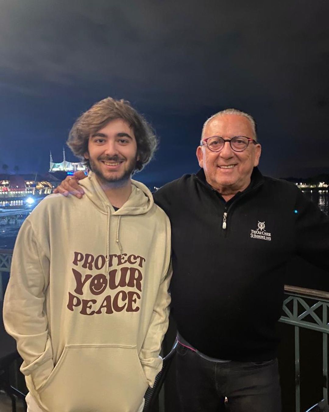 Luca Bueno, filho caçula de Galvão