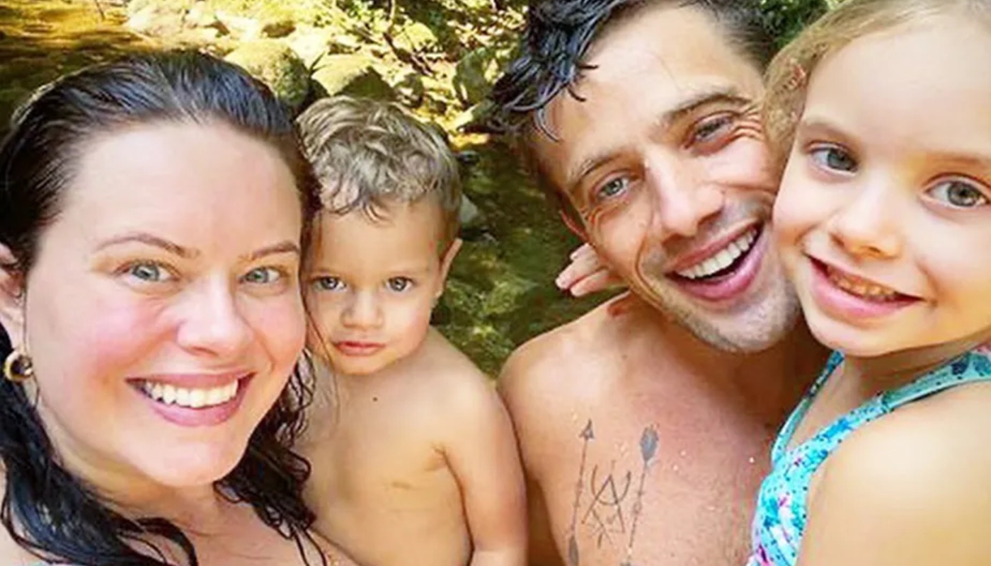 Mari Bridi, Rafael Cardoso e os dois filhos do casal
