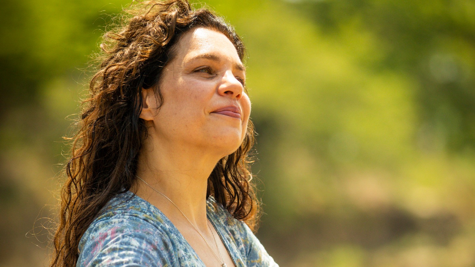 Isabel Teixeira como Maria 'Bruaca' em