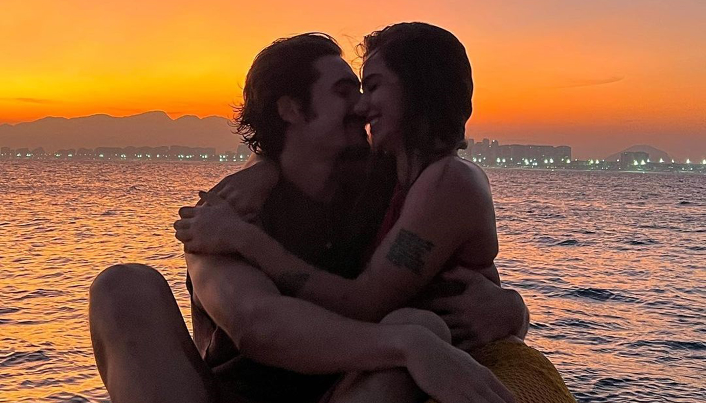 Clima de romance entre Nicolas Prattes e Luiza Caldi