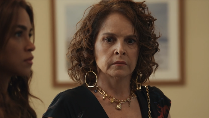 Núbia (Drica Moraes)