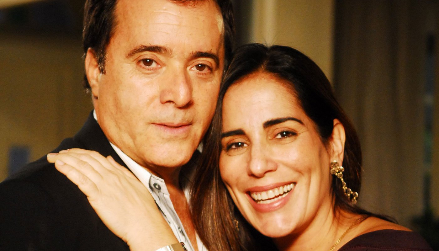 Antenor (Tony Ramos) e Lúcia (Gloria Pires) ficam juntos no final da novela 